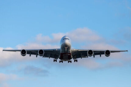 Emirates approach to Hamburg